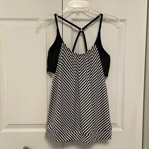 ATHLETA Black & White Tankini Swim Top 36 D/DD Slash Stripe Banded Waist